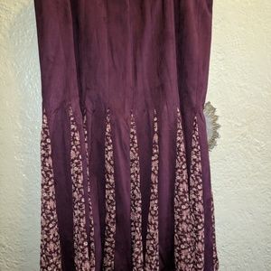 N.Y. & Co. Suede Aubergine Pleated Skirt, Size 12